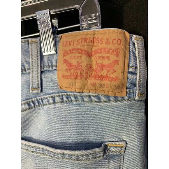 Men’s Levis 511 Jeans 38Wx30L Light Blue Distressed Denim - Picture 4 of 8